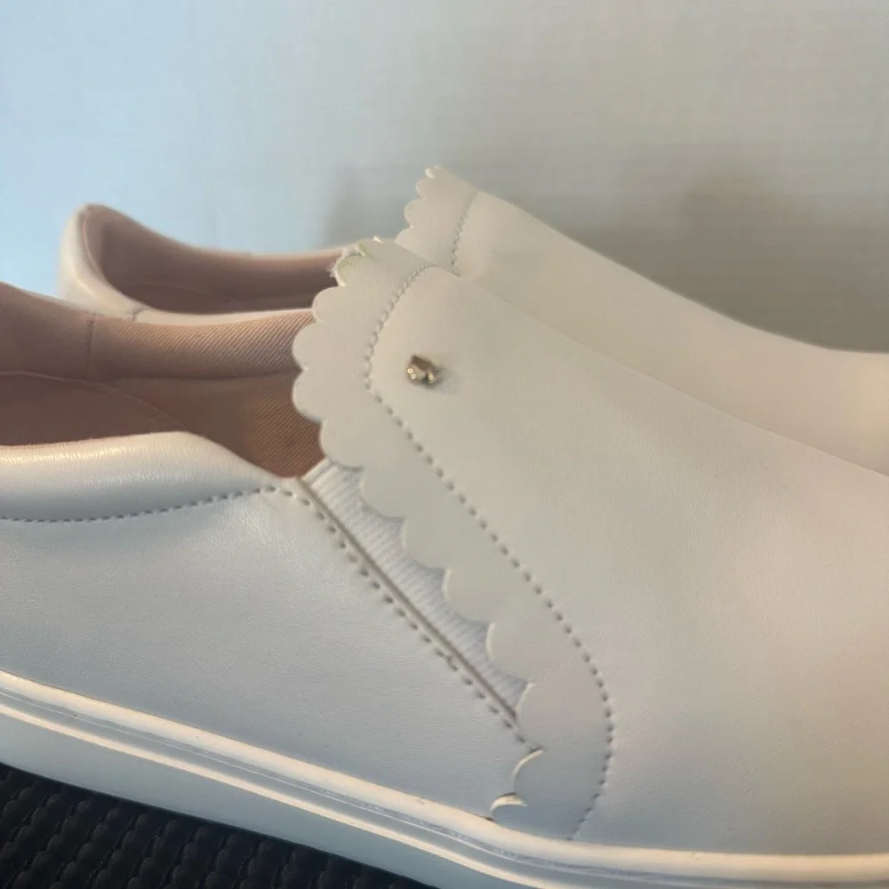 🆕Kate Spade Leather Slip-On Sneakers